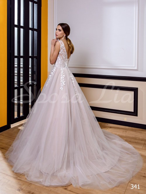 https://www.sposa-lia.com/images/stories/virtuemart/product/341       (3).jpg